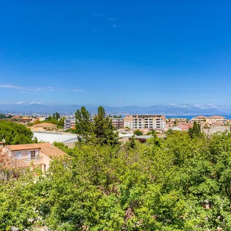 Anthala Prive Apartman *